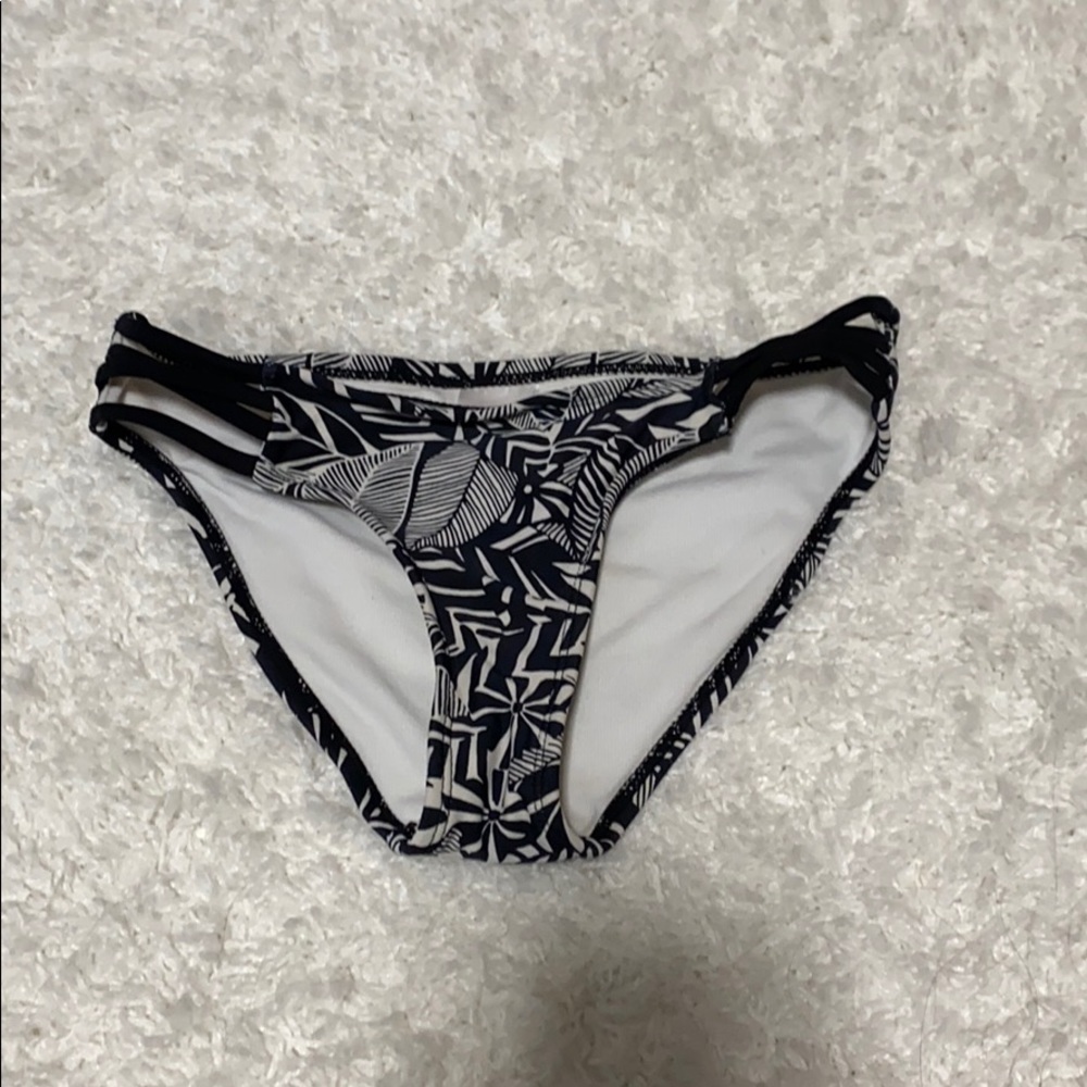 XHILARATION XS bikini bottom